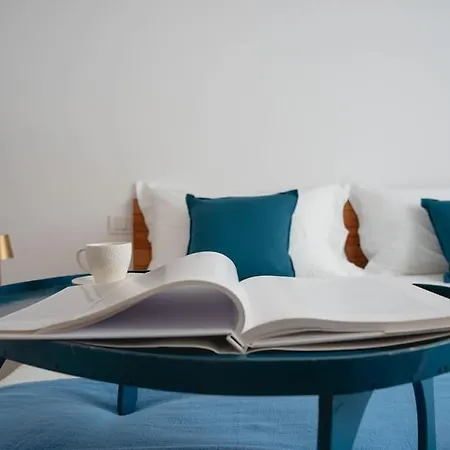 Bellini - Private Terrace & Garage Διαμέρισμα Moltrasio